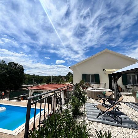 Holiday Home Calma Имотски Экстерьер фото